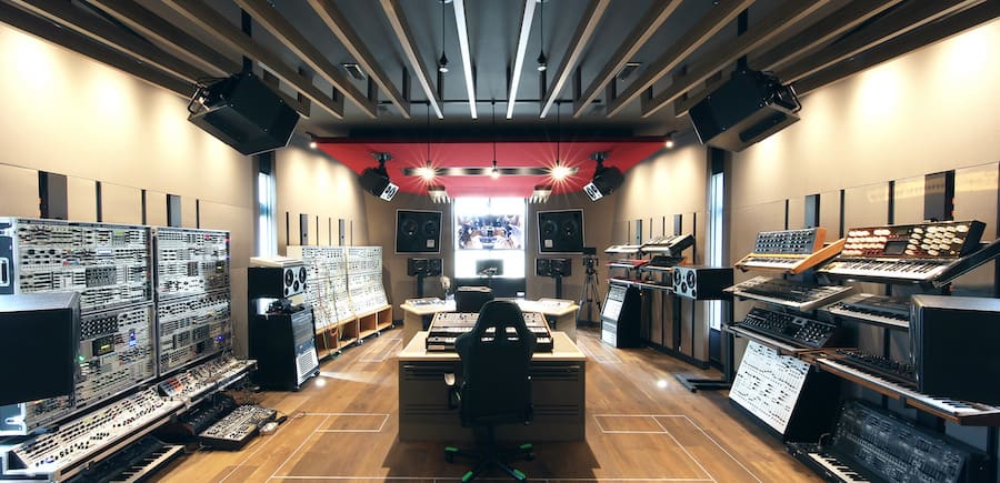 Home Studio - Deadmau5