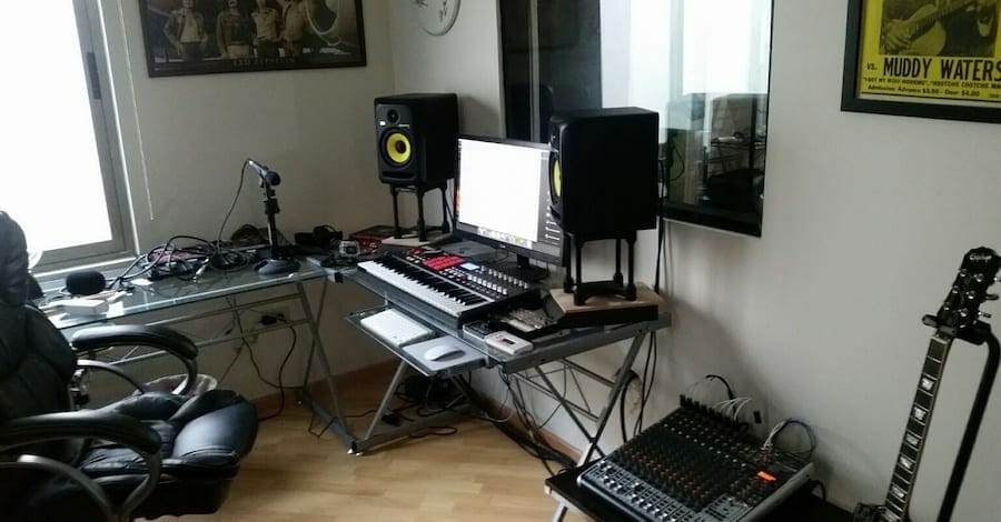 How to Setup a  Studio in a Small Space 